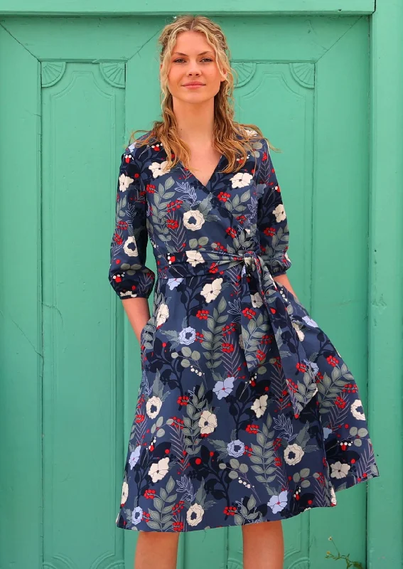 Ella Wrap Dress Gardenia Hip Women's Retro
