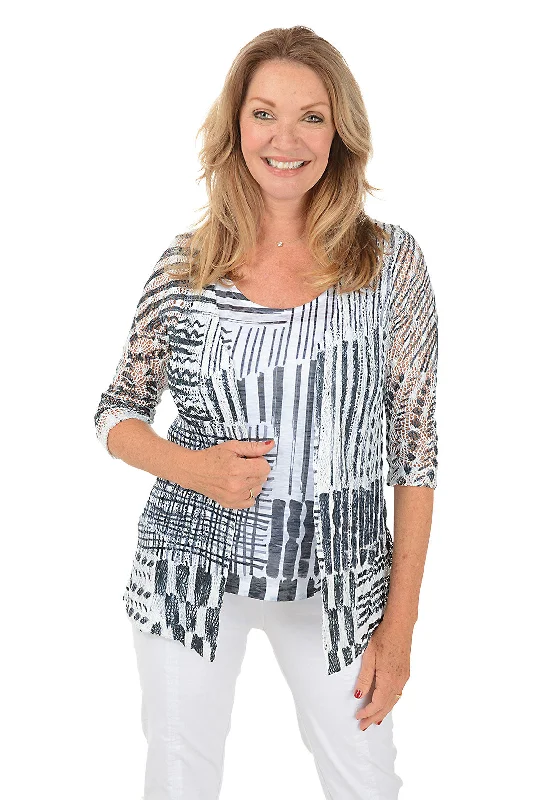 Bold Lines Crocheted Cardigan Set garde