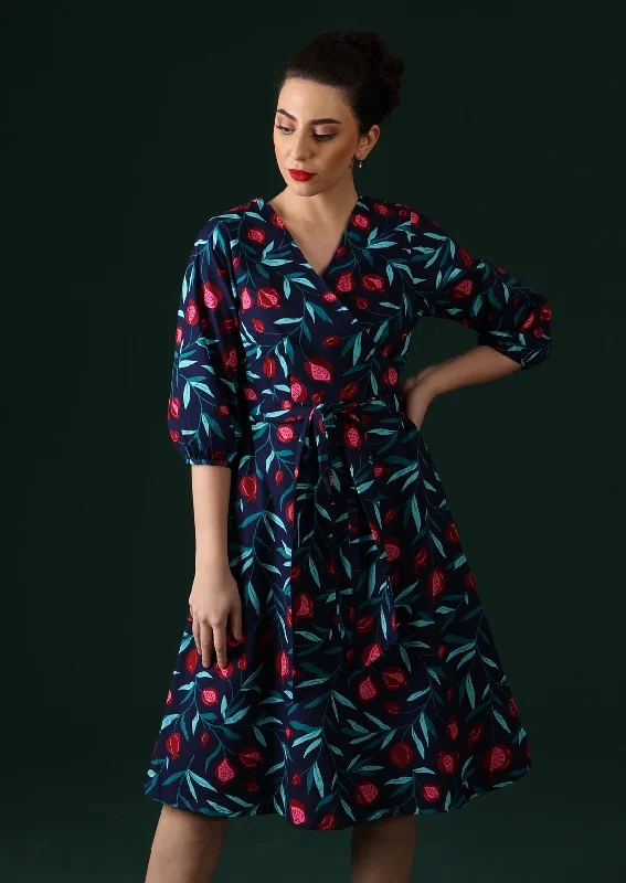 Ella Wrap Dress Pomegranate Classic Women's Pin - striped