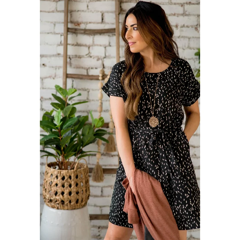 Short Sleeve Feather Speckled Tie Dress Street