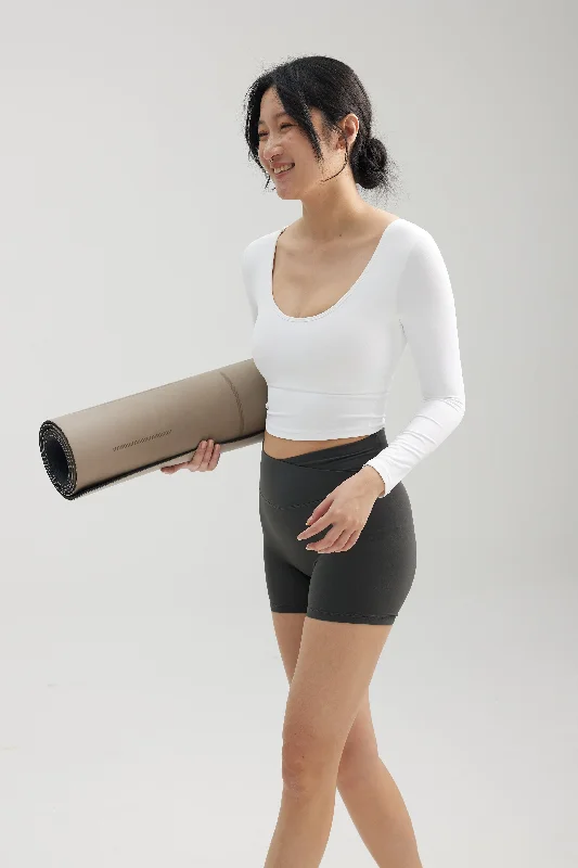 Reversible Long Sleeve Crop in Yoghurt Monochromatic Office Style