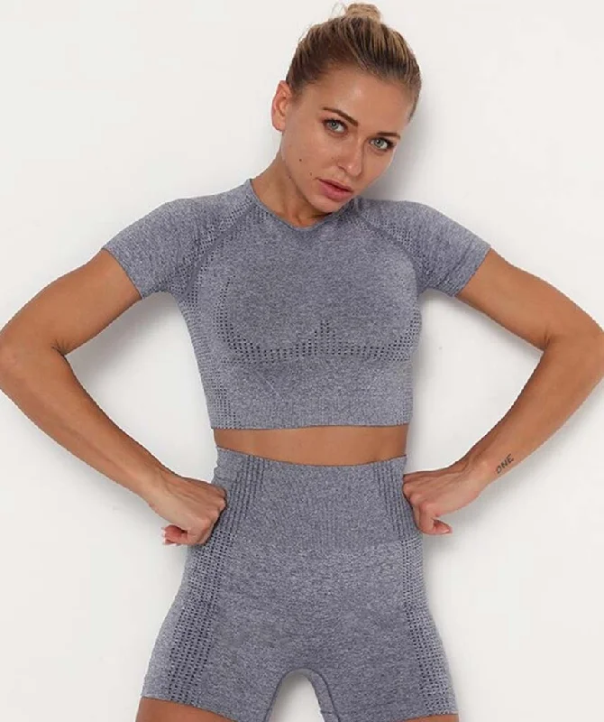 Focus Short Sleeve Crop Top