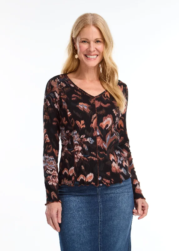 Long-Sleeve V-Neck Top Street