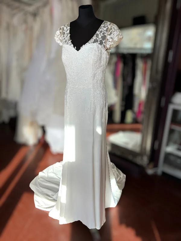 Sheath Gown Sustainable Organic