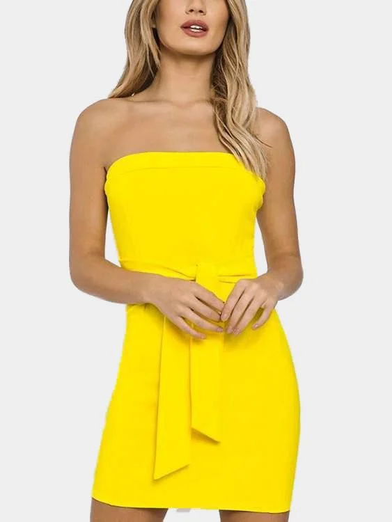 Wholesale Yellow Strapless Off The Shoulder Sleeveless Plain Backless Lace-Up Mini Dress Minimalist Women's Casual Wholesale Yellow Strapless Off The Shoulder Sleeveless Plain Backless Lace-Up Mini Dress Minimalist Women's Casual