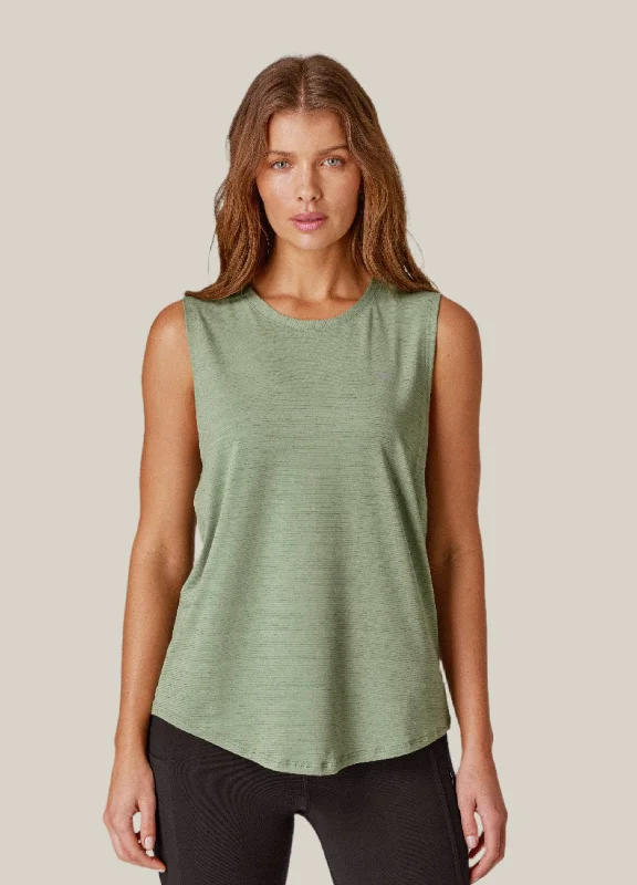 Dial it up workout tank Palm Cool Women's Distressed