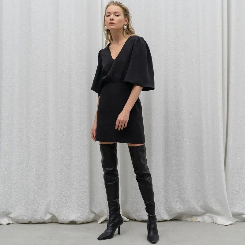 BerryBetty - Simple Style V Neck Puff Sleeve Little Black Mini Dress - Black Trendy Women's BerryBetty - Simple Style V Neck Puff Sleeve Little Black Mini Dress - Black Trendy Women's