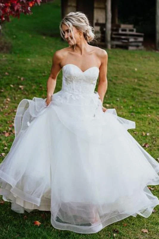 Charming Sweetheart Tulle Puffy Backless Beach Wedding Dress Earthy Women's 