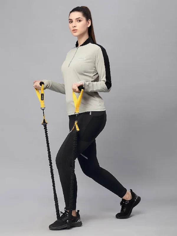 JUMP USA Women Grey & Black Solid Rapid-Dry Training T-shirt garde