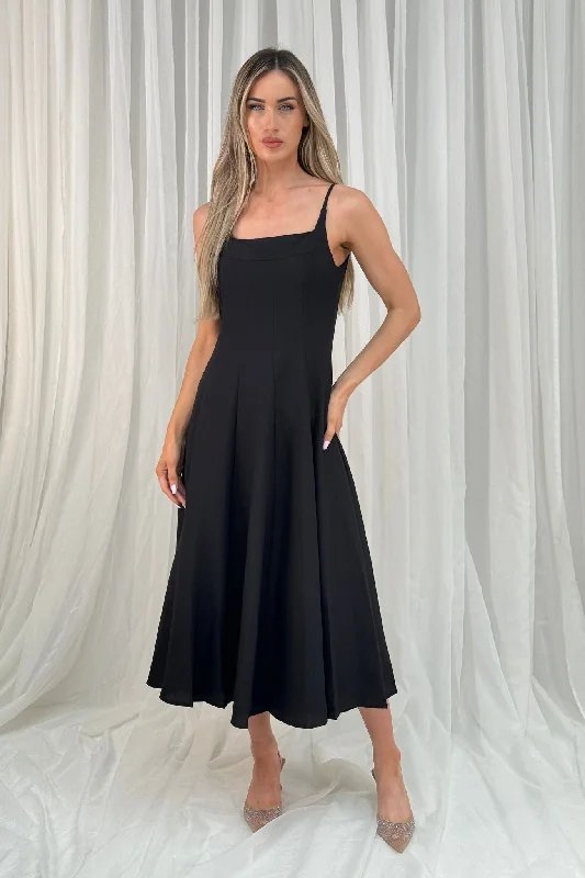 Jane Pleat Front Dress In Black