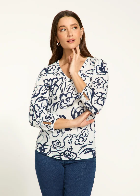 3/4 Sleeve V-Neck Top, Rosette Print