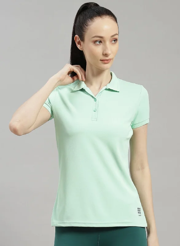 Women Green Solid T-Shirt Minimalist Women's Casual