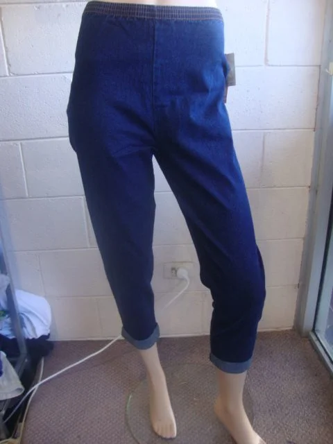 Cafe 7/8 Stretch jeans with cuff  (Stretch Denim or Drill) - sizes 12 - 34 Modern Women's 