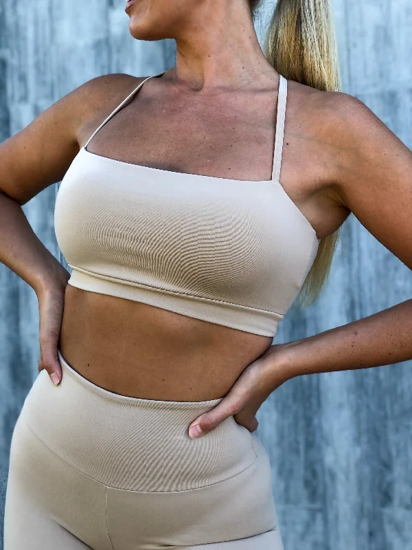 STRAPPY CROP Country