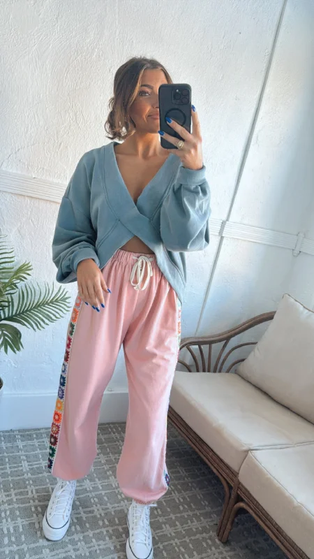 POL: Criss Cross Reversible Sweatshirt, Dusty Blue Artistic Women's Avant - 