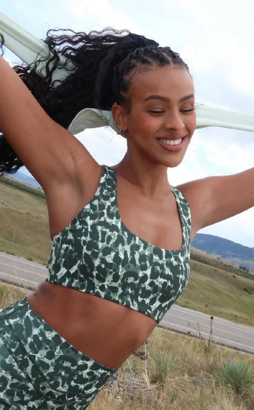 Vitality Pulse™ Core Bra - Olive Feline Refined Women's 