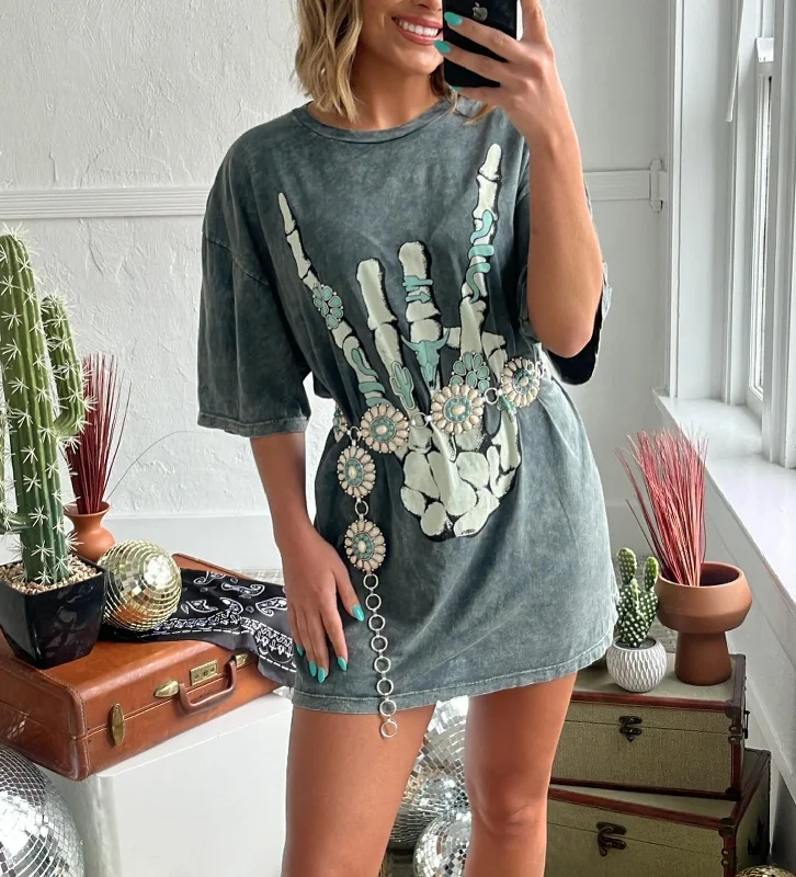Rock On Skull Hands, Mineral Wash British Gentlewoman Style