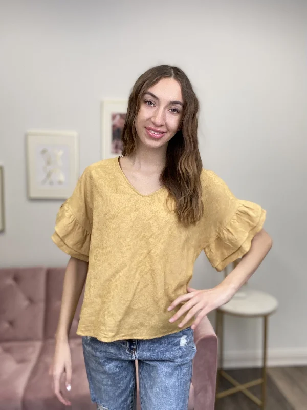 Past Times Women's Woven Ruffle Short Sleeve Top Geometric